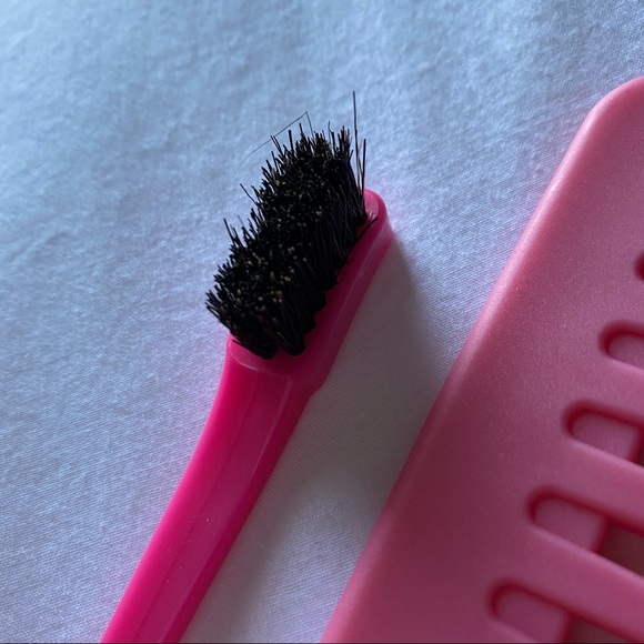 Pink Comb and edge brush - Picture 4 of 5